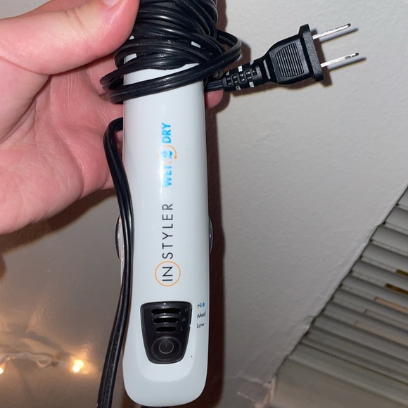 Wet to dry hair styler - Picture 3 of 5